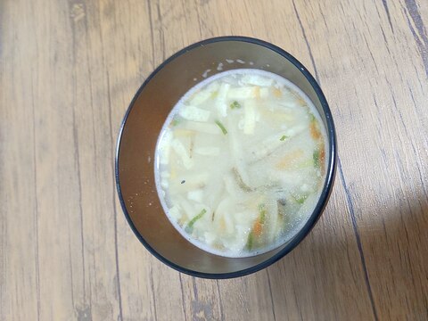 野菜たくさん味噌汁